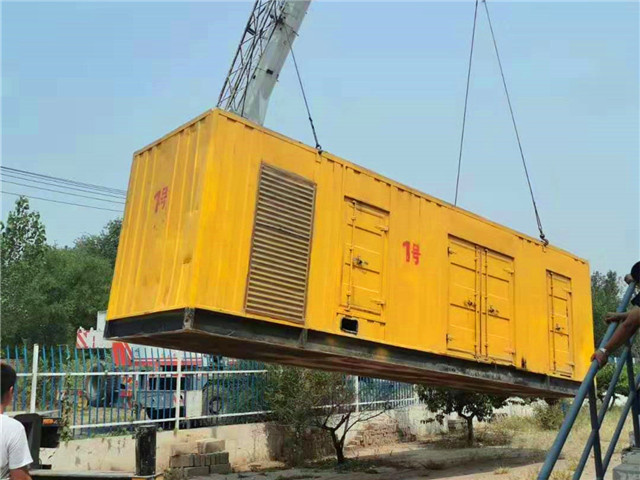 临翔300KW柴油发电机组油耗是多少?