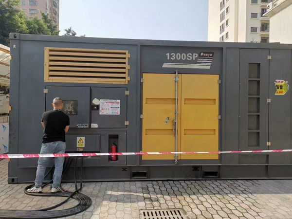 临翔500KW发电机组冬季应该配多大的启动电瓶？